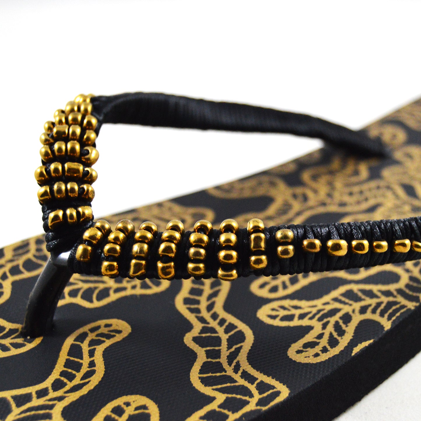 Coral golden beads - Flip Flop