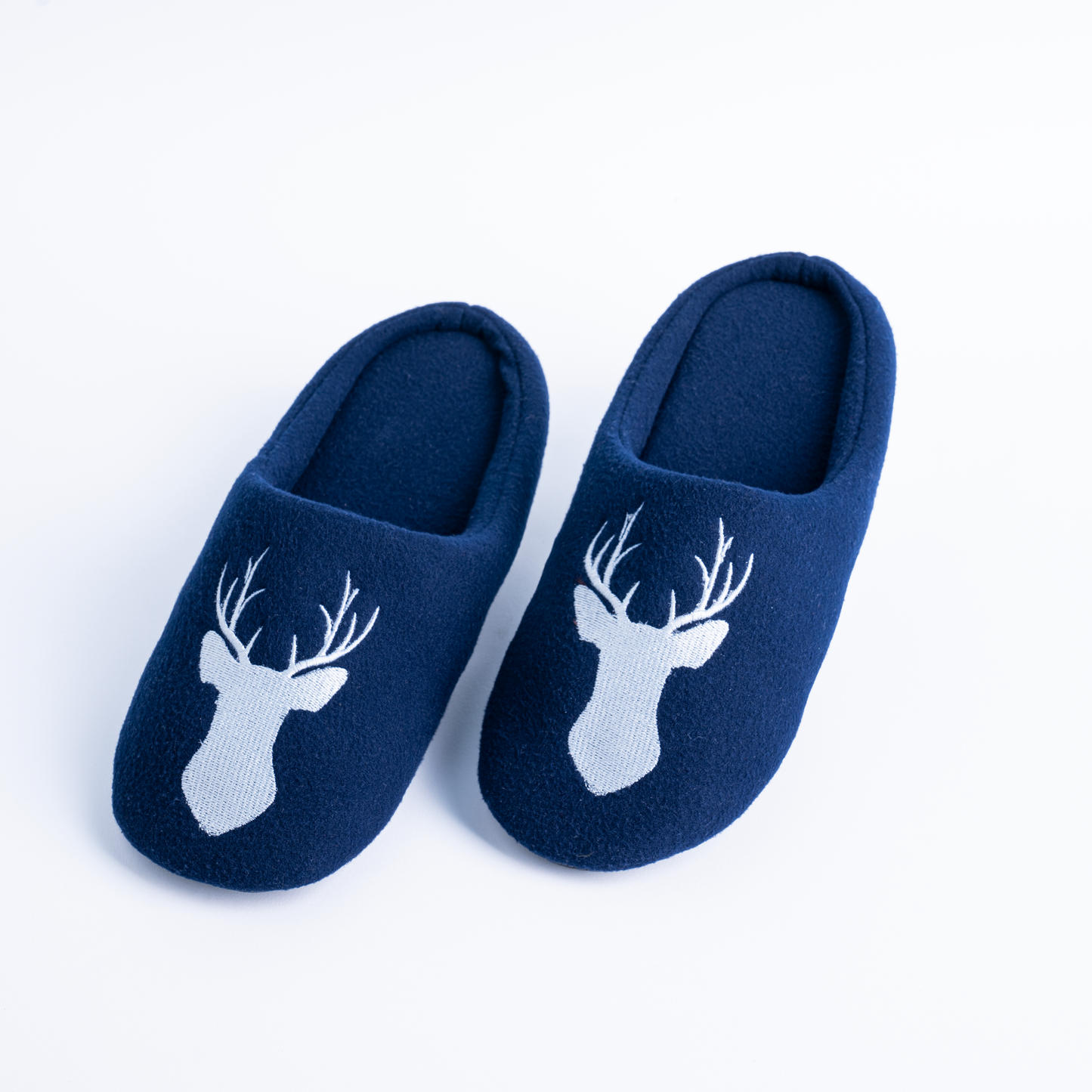 Silver Chill Deer 🦌