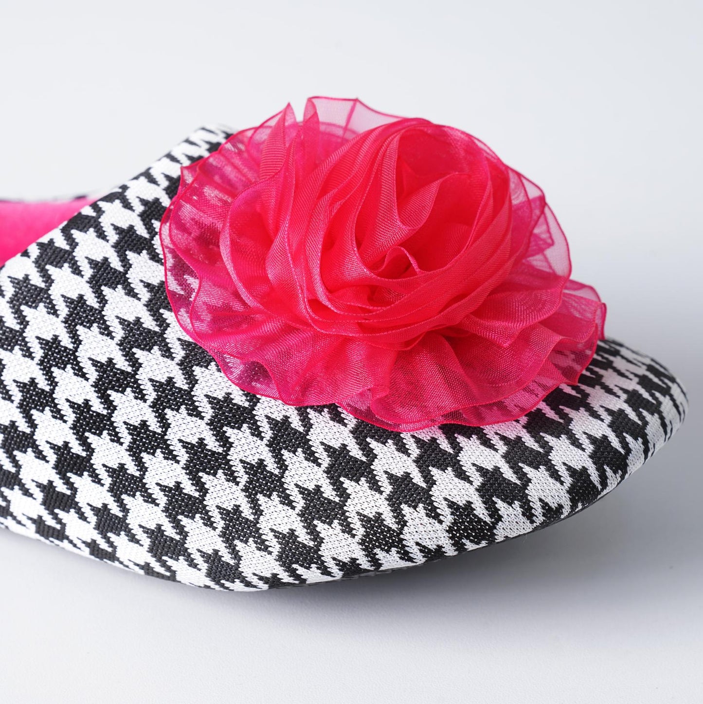 Houndstooth Big Fuchsia Flower - Slippers for Kids