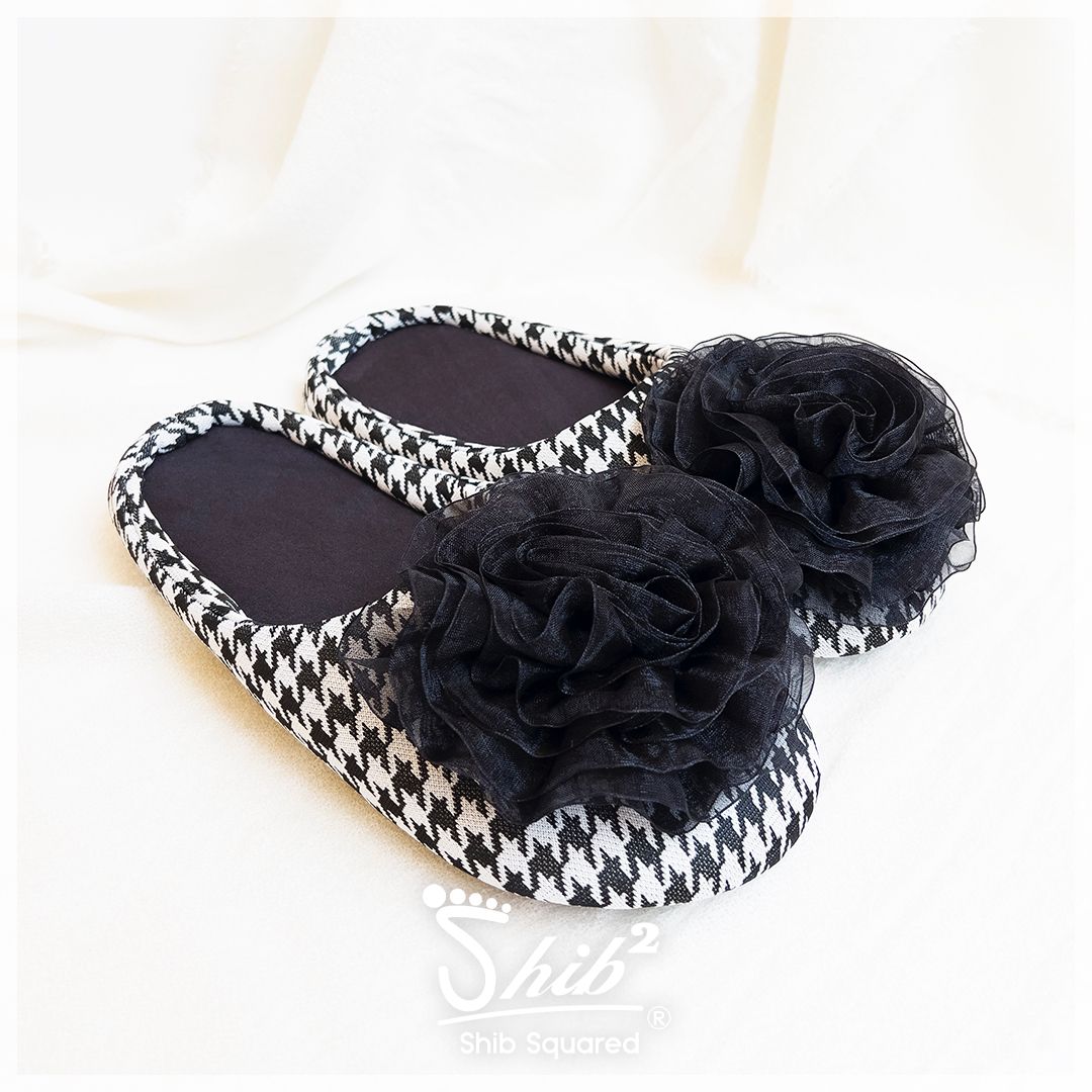 Houndstooth Big Black Flower - Slippers for Women